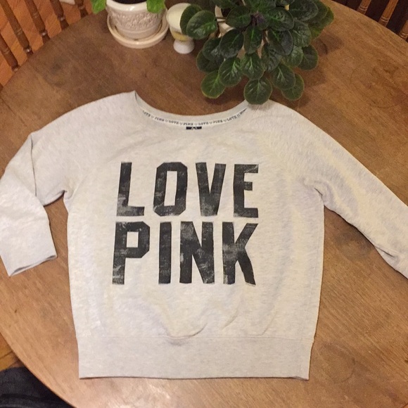 PINK Victoria's Secret Tops - VS PINK 3/4 sleeve crew sweatshirt Love Pink M